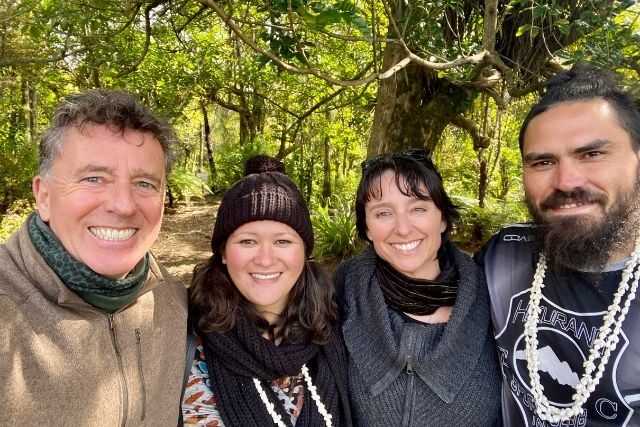 Four friends in New Zealand. Podcast about two cultures, the Māori and the British connecting.