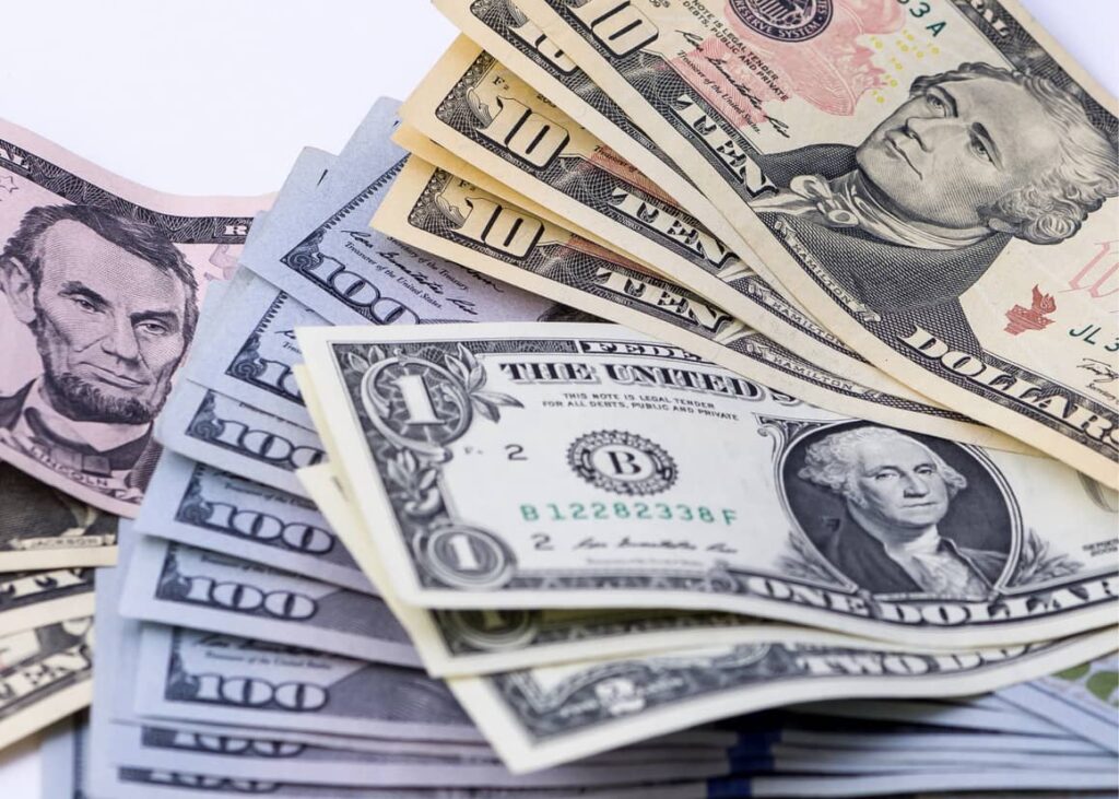 American money. Will you be better off in new Zealand or the USA?